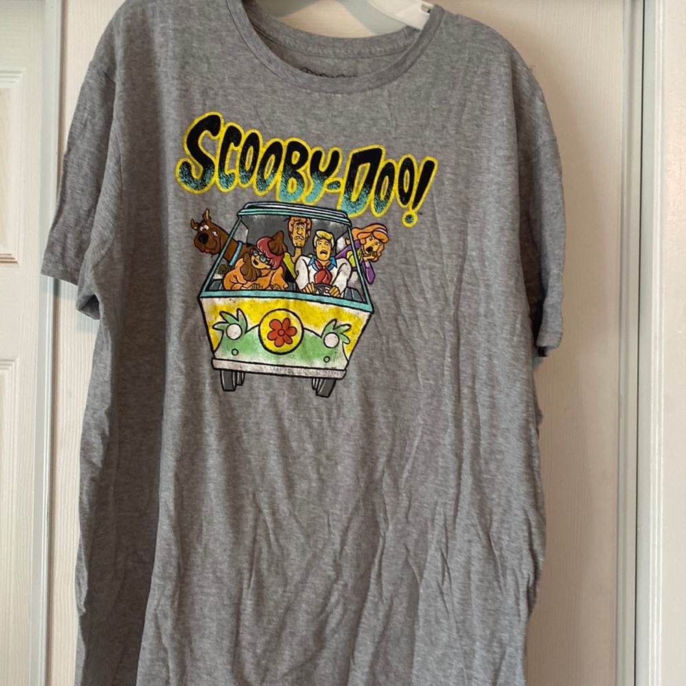 Scooby doo t shirt.  Size XL